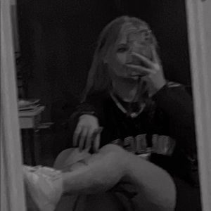 Meet your Posher, Maya